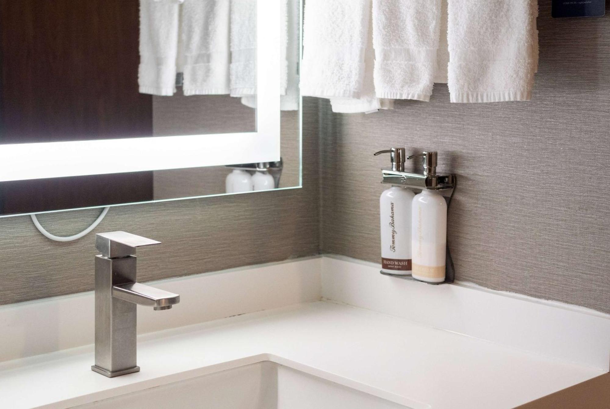 Baymont By Wyndham Anderson Motel Ngoại thất bức ảnh