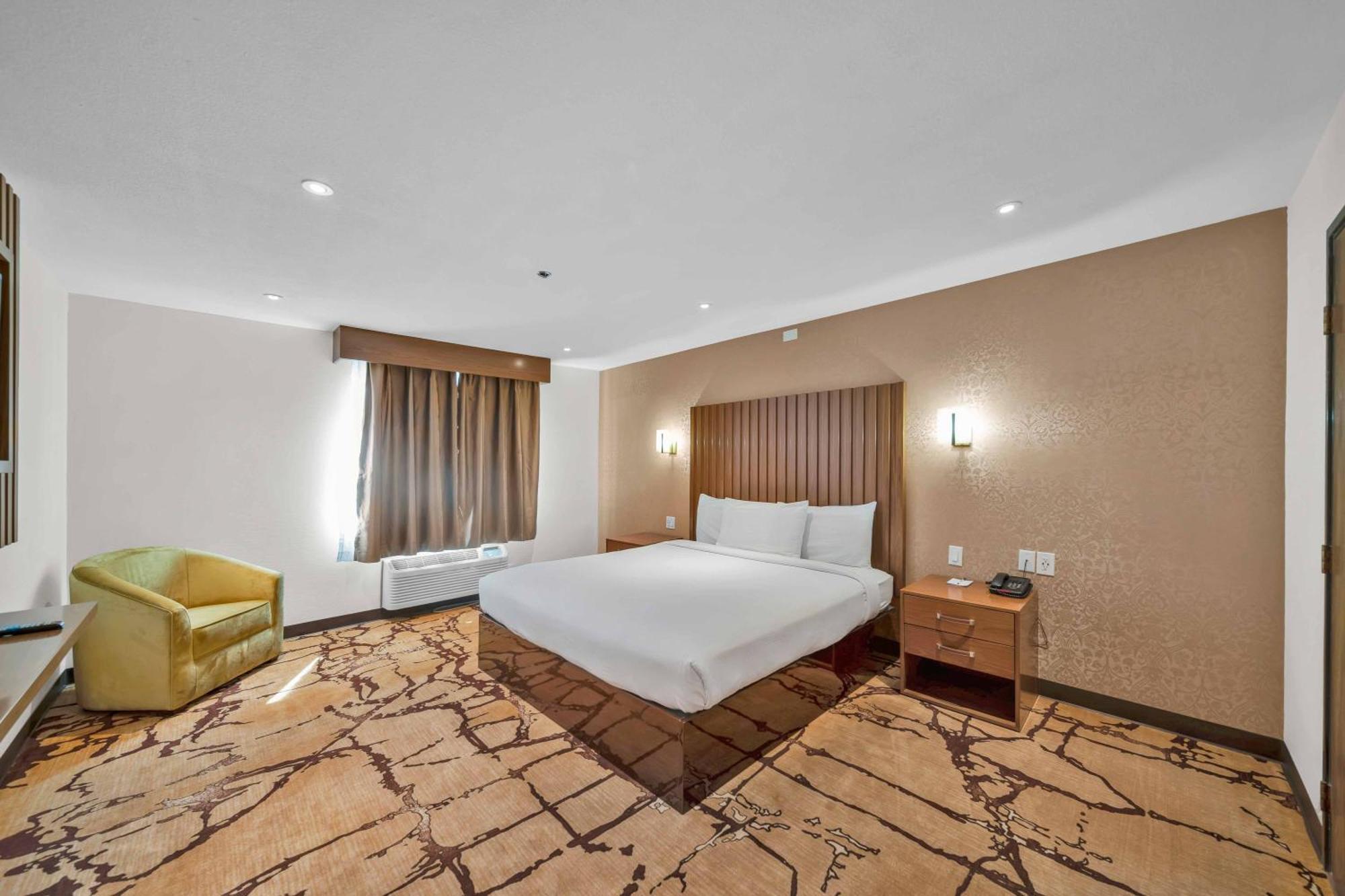 Baymont By Wyndham Anderson Motel Ngoại thất bức ảnh